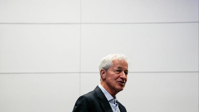 'Elon and I Hugged It Out': JPMorgan CEO