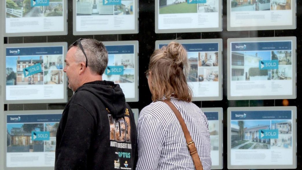 Glimmer of hope for Aussie renters as figures