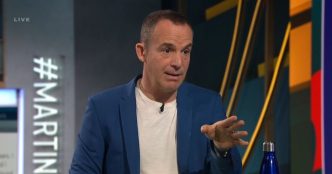 Martin Lewis urges UK households to get £100 off