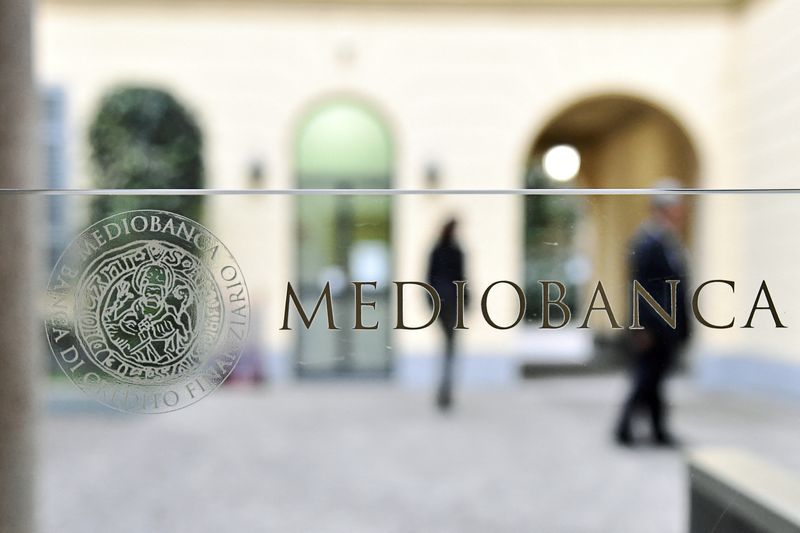 Mediobanca board to review MPS 13.3 billion euro