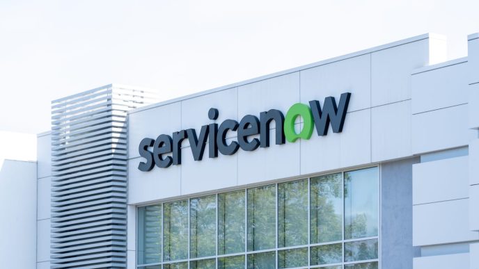 ServiceNow’s stock falls as the outlook