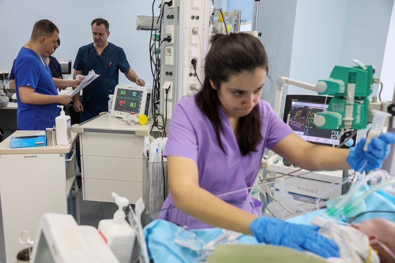 Ukrainian doctors save lives at children's