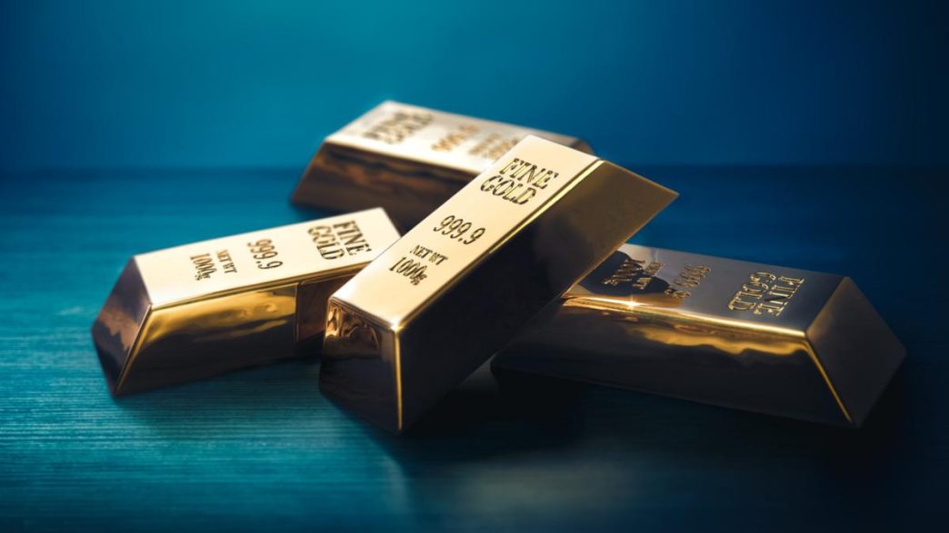 ASX200 and gold sets fresh record high as trader