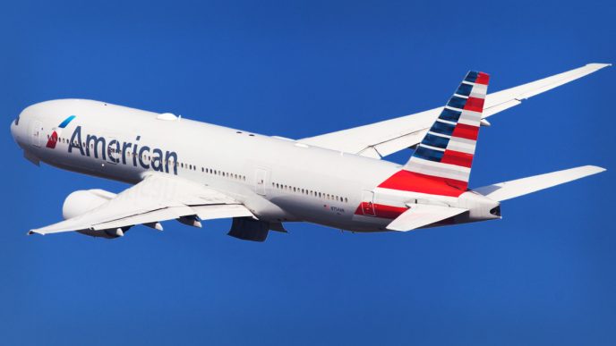 American Airlines to take on United with new