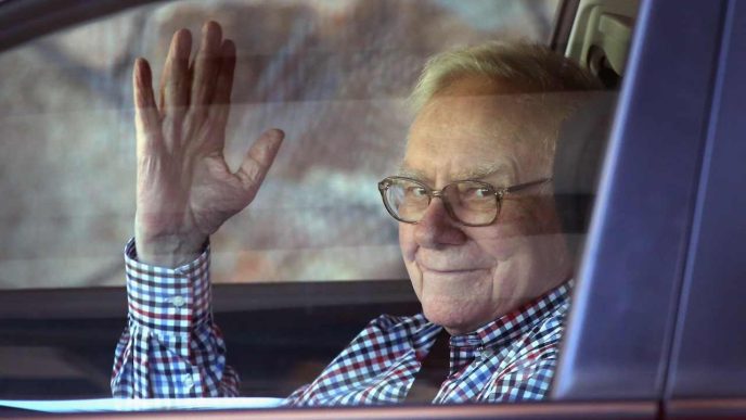 Buffett’s Berkshire Hathaway buys more Sirius XM