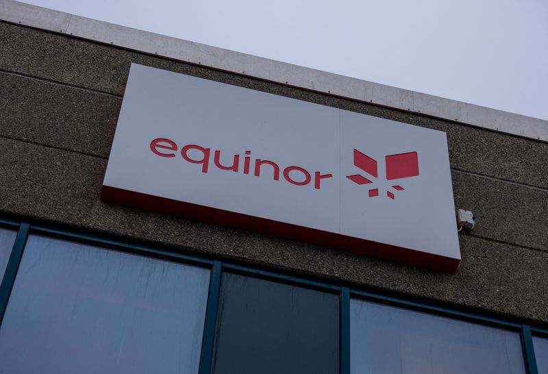 Equinor raises 2030 oil output target, beats Q4