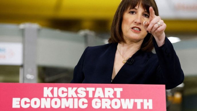 Fresh blow to Rachel Reeves as growth forecasts