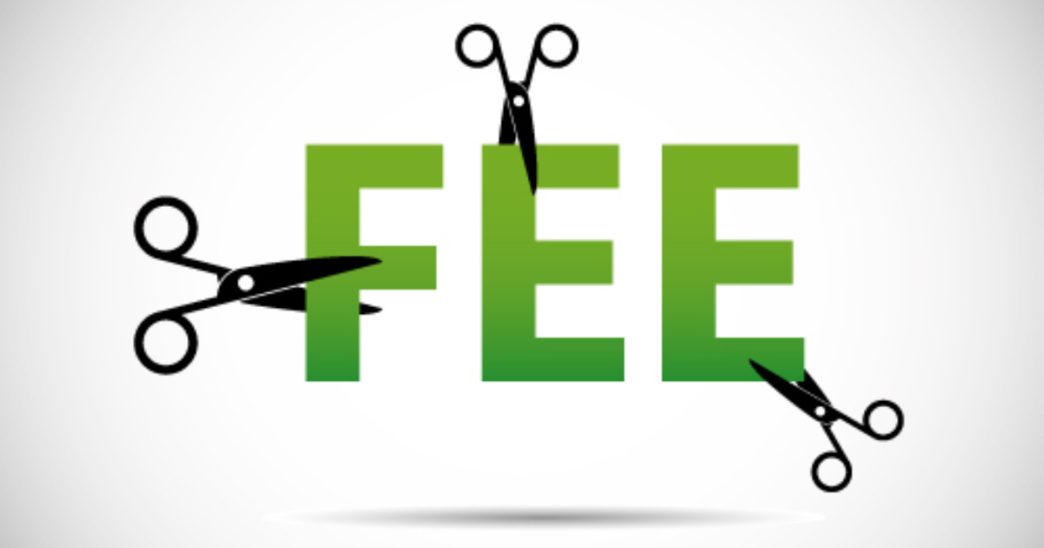 The word Fee in green cut by scissors