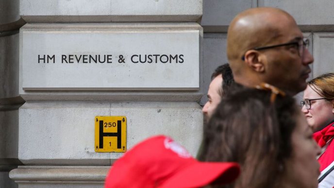 HMRC tells workers to 'check this week' for