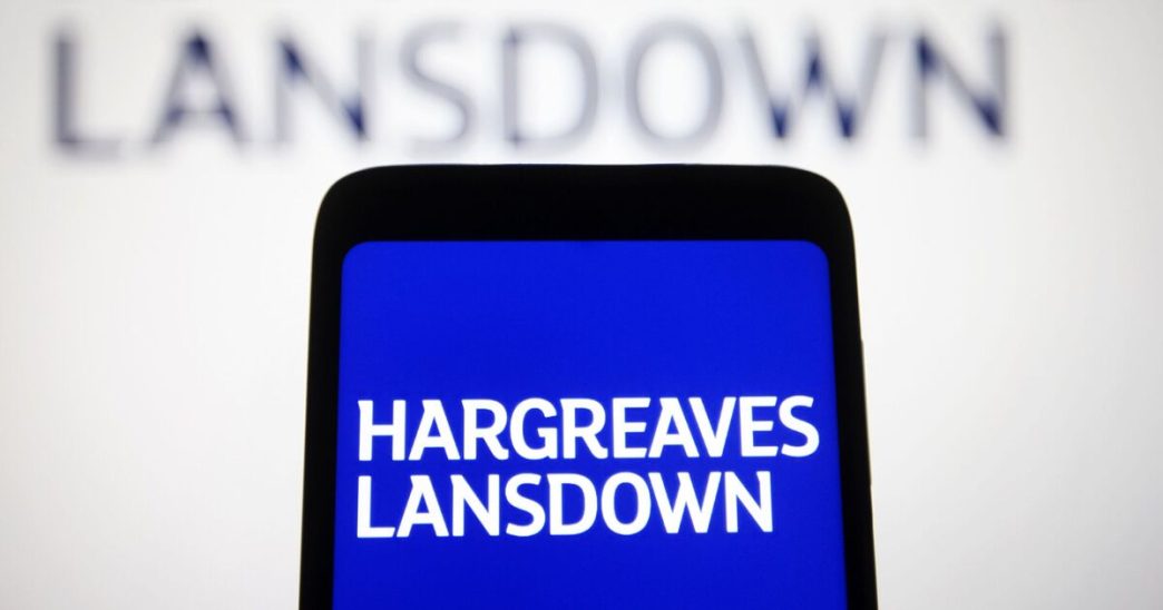 Hargreaves Lansdown issues message to customers as