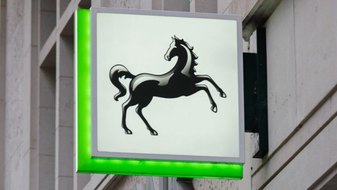 Lloyds update after customers 'can't see