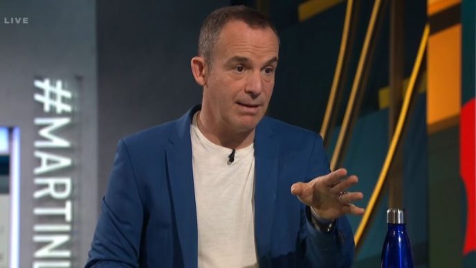 Martin Lewis says daily fee will drop as energy