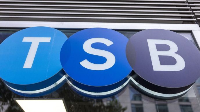 TSB hands customers £246 to ditch NatWest,