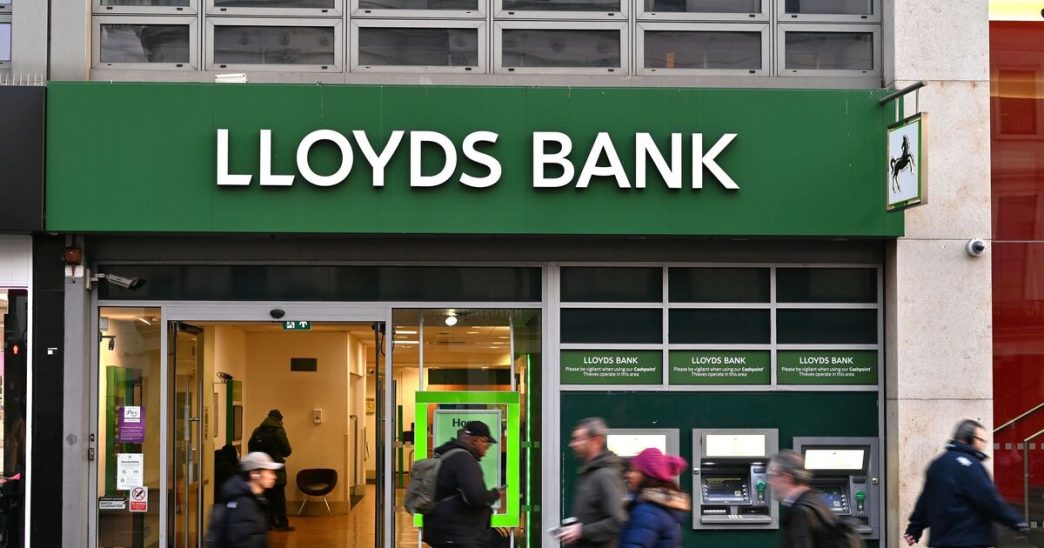 Lloyds Bank, Halifax and Bank of Scotland to close