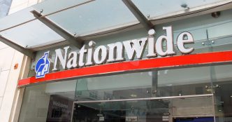 Nationwide set to give £100 bonuses as members